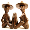 Bild eines Holzfiguren-Paares